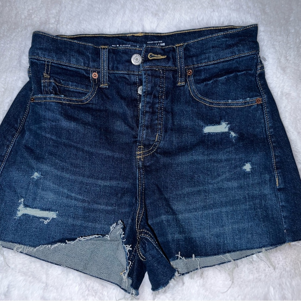 4/$10 Bundle Sale: NWOT Old Navy Sky-Hi A-Line Cut-Off Denim Shorts